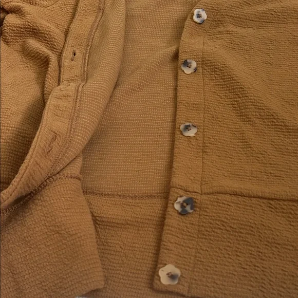 Madewell Women's Camel Brown V-Neck Button Cardigan Sweater - Picture 6 of 6